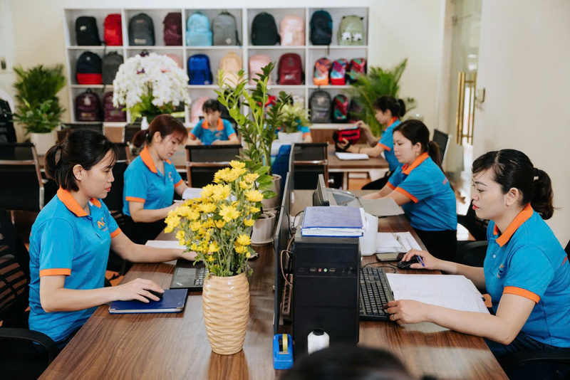 Hình ảnh công ty Minh Châu - Balo Túi Xách Minh Châu - Công Ty TNHH Sản Xuất Tổng Hợp Minh Châu